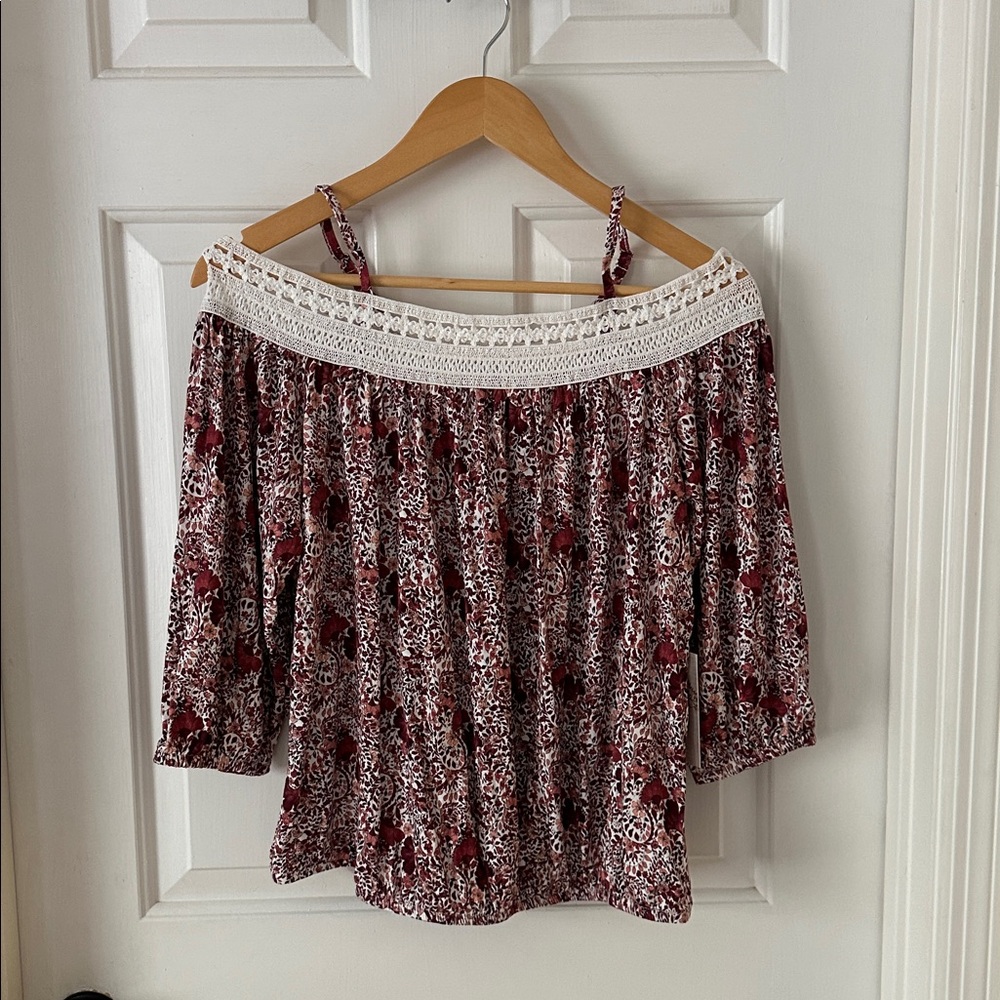 Floral Adjustable Off-Shoulder Blouse